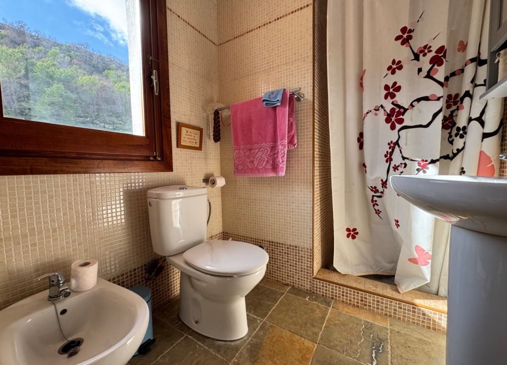 3 sypialnia Finka/Dom wiejski na sprzedaż w Ojos z garażem - 360 000 € (Ref: 9400210)