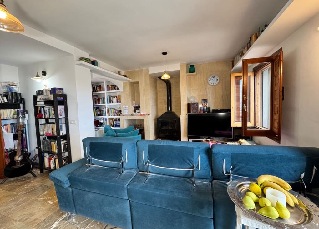 3 sypialnia Finka/Dom wiejski na sprzedaż w Ojos z garażem - 360 000 € (Ref: 9400210)