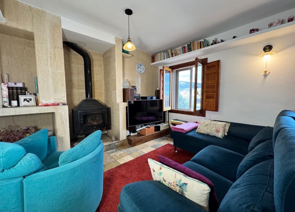 3 sypialnia Finka/Dom wiejski na sprzedaż w Ojos z garażem - 360 000 € (Ref: 9400210)