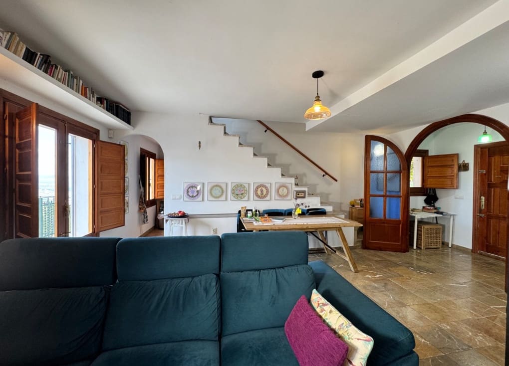 3 sypialnia Finka/Dom wiejski na sprzedaż w Ojos z garażem - 360 000 € (Ref: 9400210)