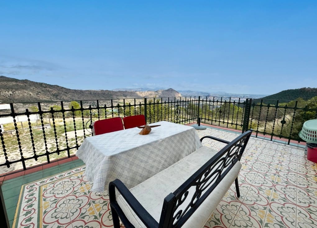 3 sypialnia Finka/Dom wiejski na sprzedaż w Ojos z garażem - 360 000 € (Ref: 9400210)