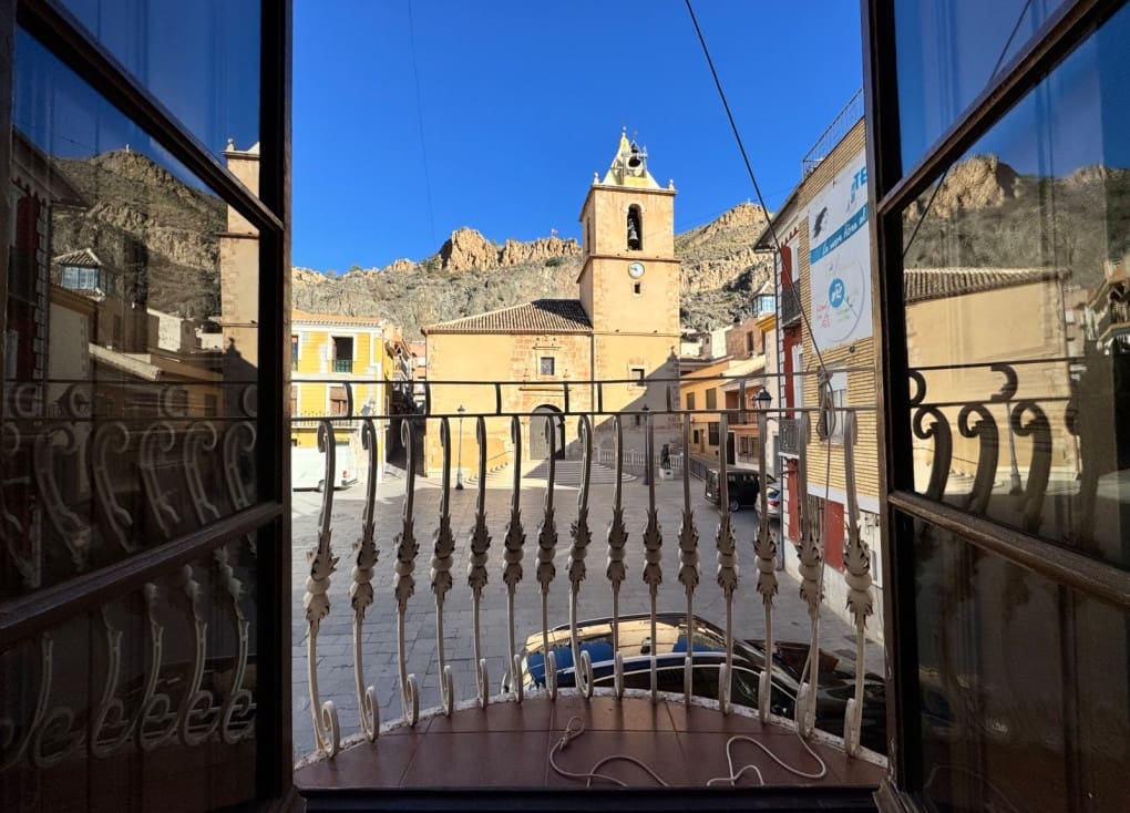 7 slaapkamer Huis te koop in Blanca - € 199.000 (Ref: 9406944)