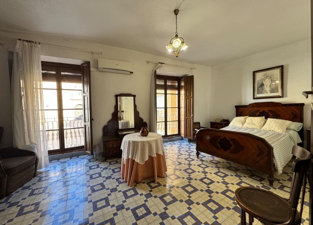 7 slaapkamer Huis te koop in Blanca - € 199.000 (Ref: 9406944)