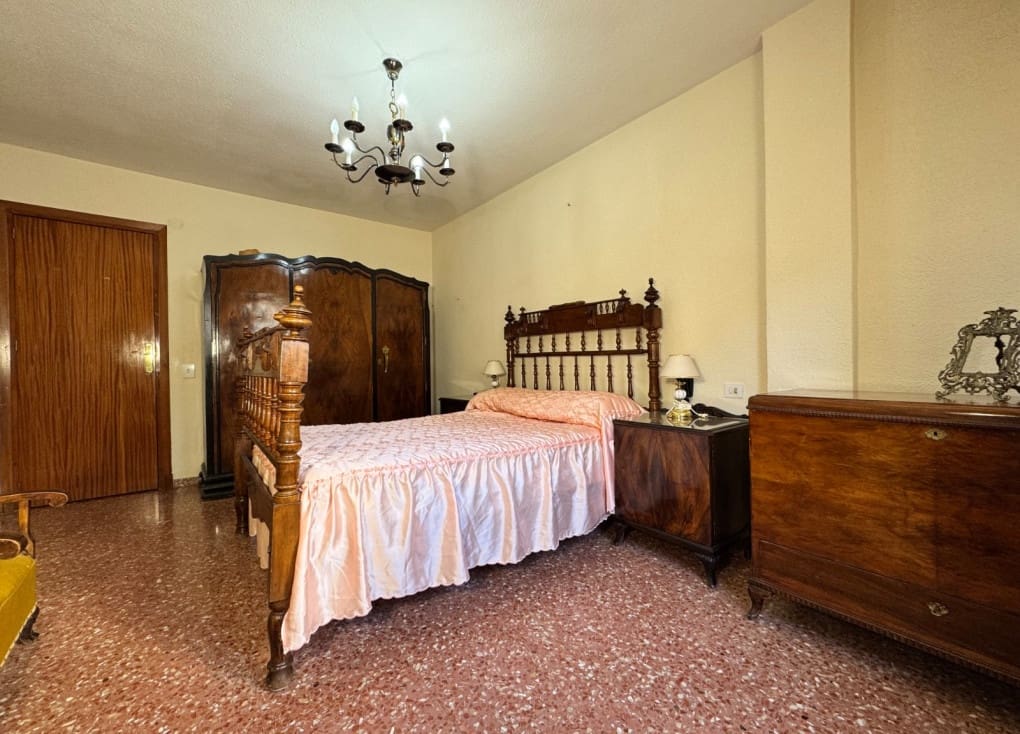 4 slaapkamer Flat te koop in Blanca - € 99.000 (Ref: 9452443)