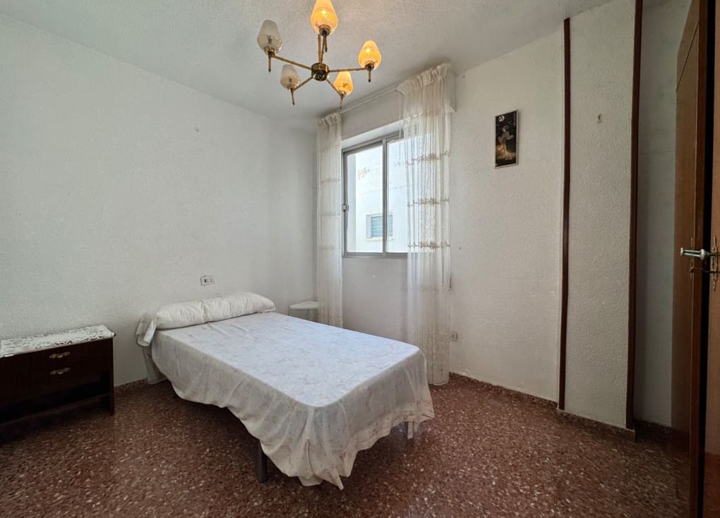 4 slaapkamer Flat te koop in Blanca - € 99.000 (Ref: 9452443)