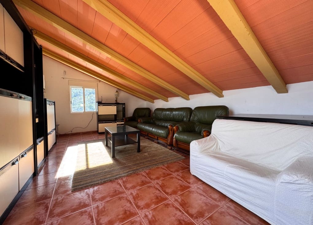 4 soveværelse Finca/Landehus til salg i Ojos med swimmingpool - € 220.000 (Ref: 9547185)