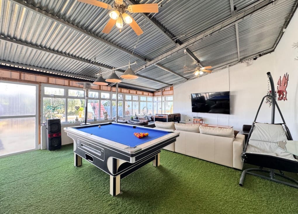 4 soveværelse Finca/Landehus til salg i Ojos med swimmingpool - € 220.000 (Ref: 9547185)