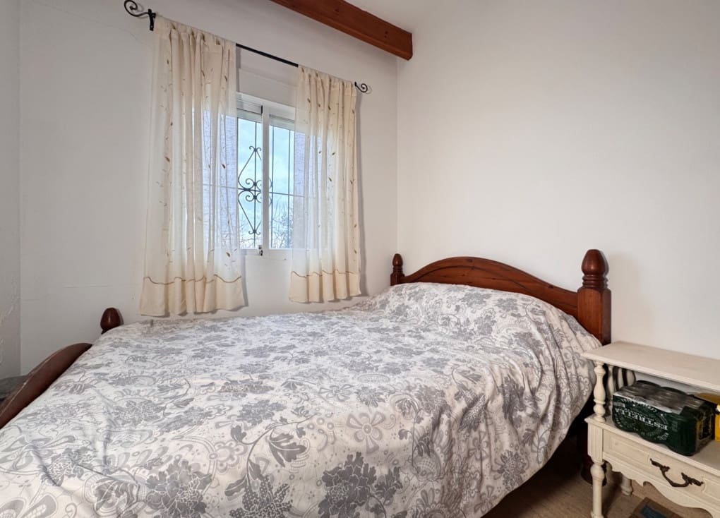 3 soveværelse Finca/Landehus til salg i Cieza med swimmingpool garage - € 195.000 (Ref: 9566795)