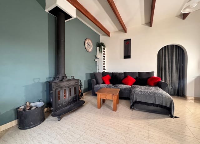 3 soveværelse Finca/Landehus til salg i Cieza med swimmingpool garage - € 195.000 (Ref: 9566795)