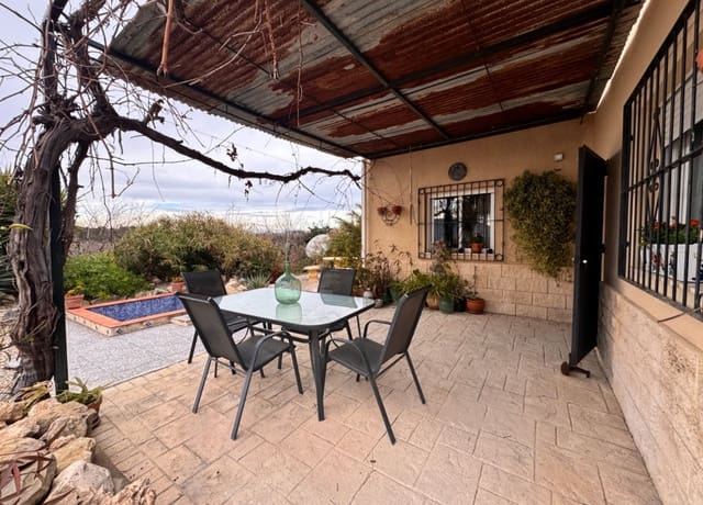 3 soveværelse Finca/Landehus til salg i Cieza med swimmingpool garage - € 195.000 (Ref: 9566795)