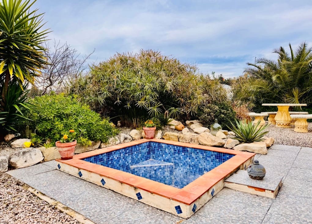 3 soveværelse Finca/Landehus til salg i Cieza med swimmingpool garage - € 195.000 (Ref: 9566795)