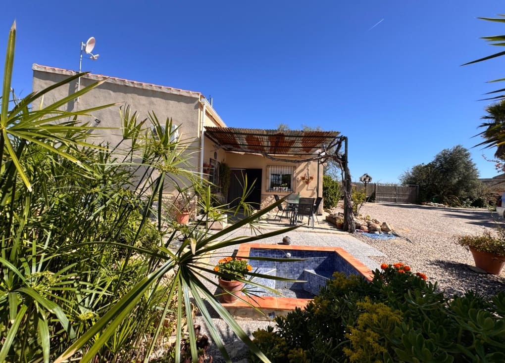 3 chambre Finca/Maison de Campagne à vendre à Cieza avec piscine garage - 195 000 € (Ref: 9566795)