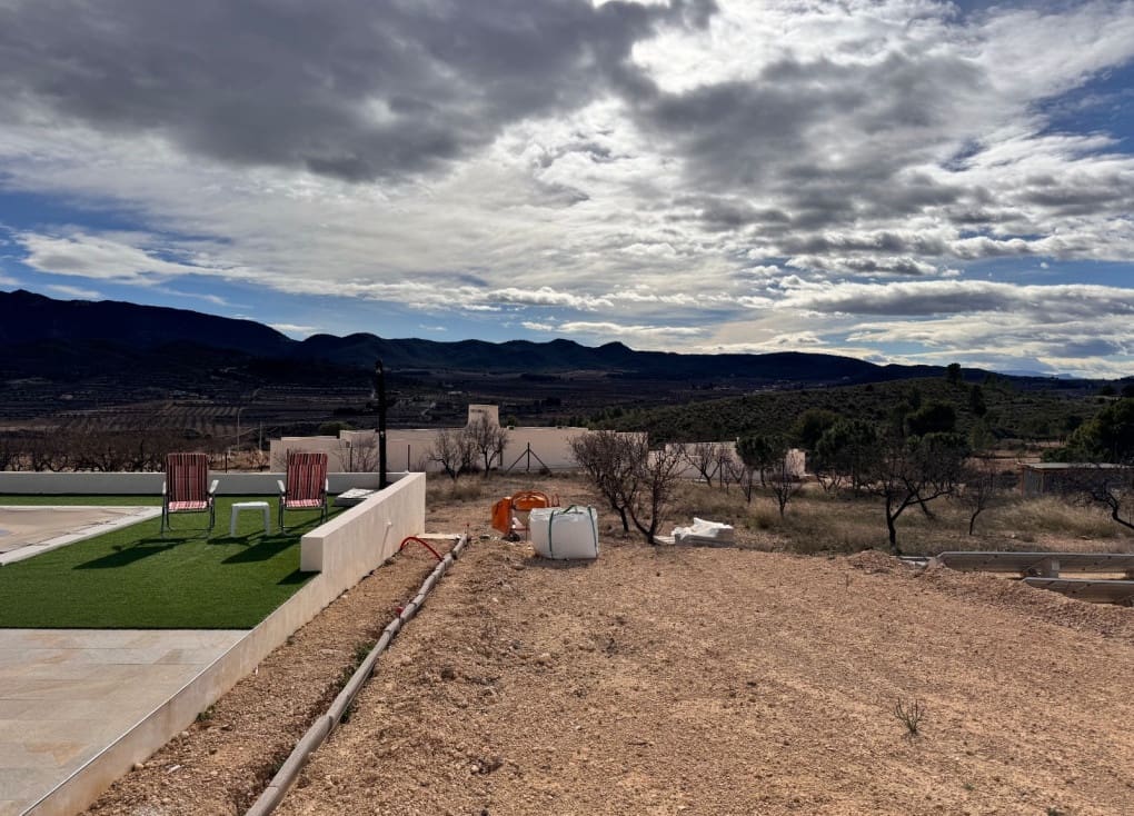 2 bedroom Villa for sale in Ricote with pool garage - € 220,000 (Ref: 9581379)