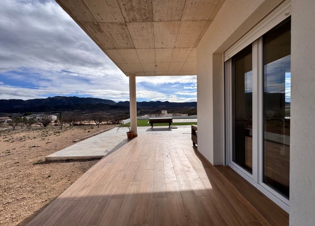 2 bedroom Villa for sale in Ricote with pool garage - € 220,000 (Ref: 9581379)