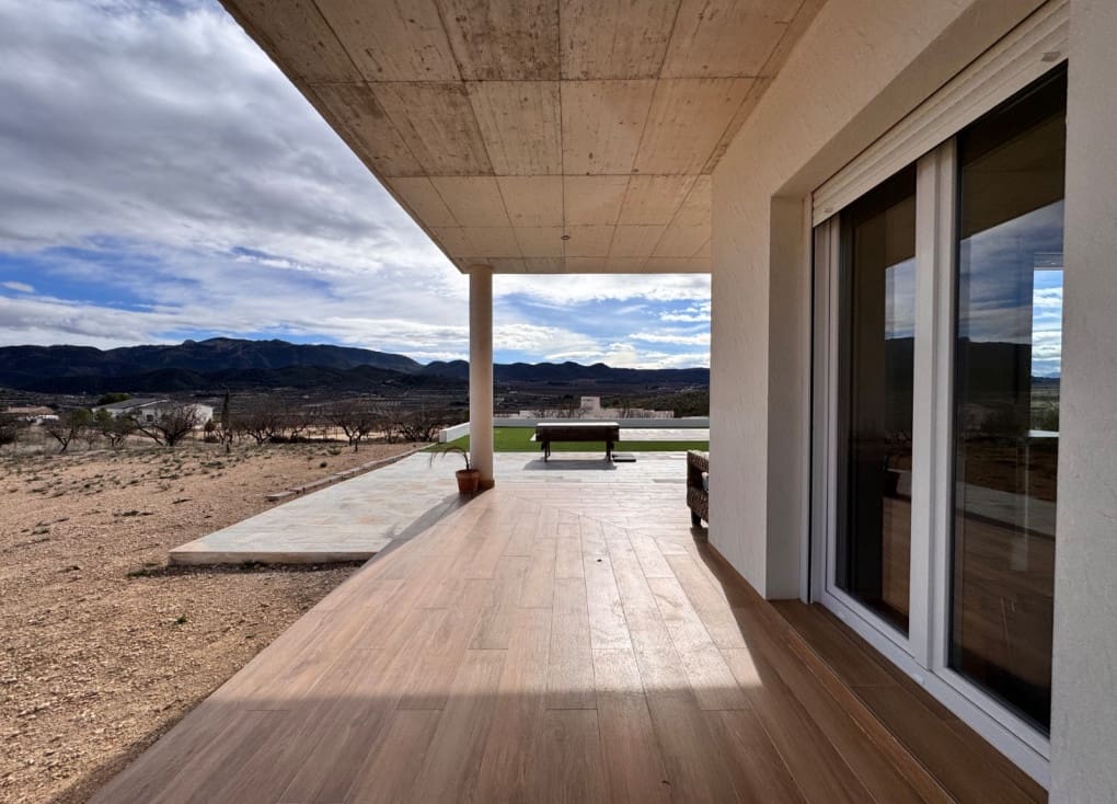 2 bedroom Villa for sale in Ricote with pool garage - € 220,000 (Ref: 9581379)