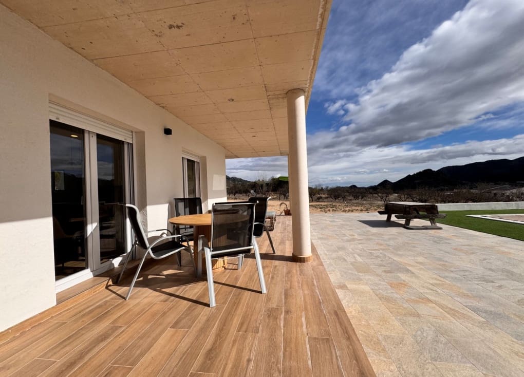 2 bedroom Villa for sale in Ricote with pool garage - € 220,000 (Ref: 9581379)