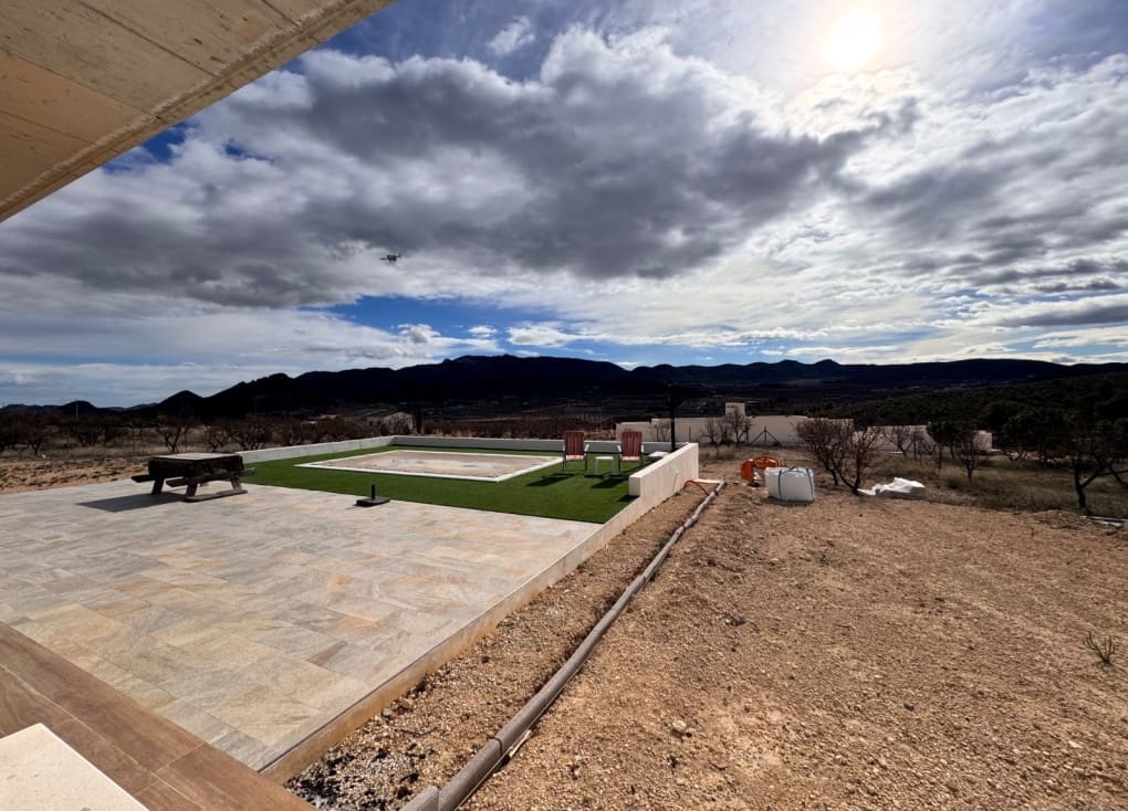 2 bedroom Villa for sale in Ricote with pool garage - € 220,000 (Ref: 9581379)