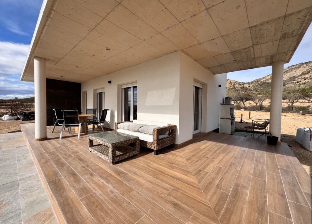 2 bedroom Villa for sale in Ricote with pool garage - € 220,000 (Ref: 9581379)