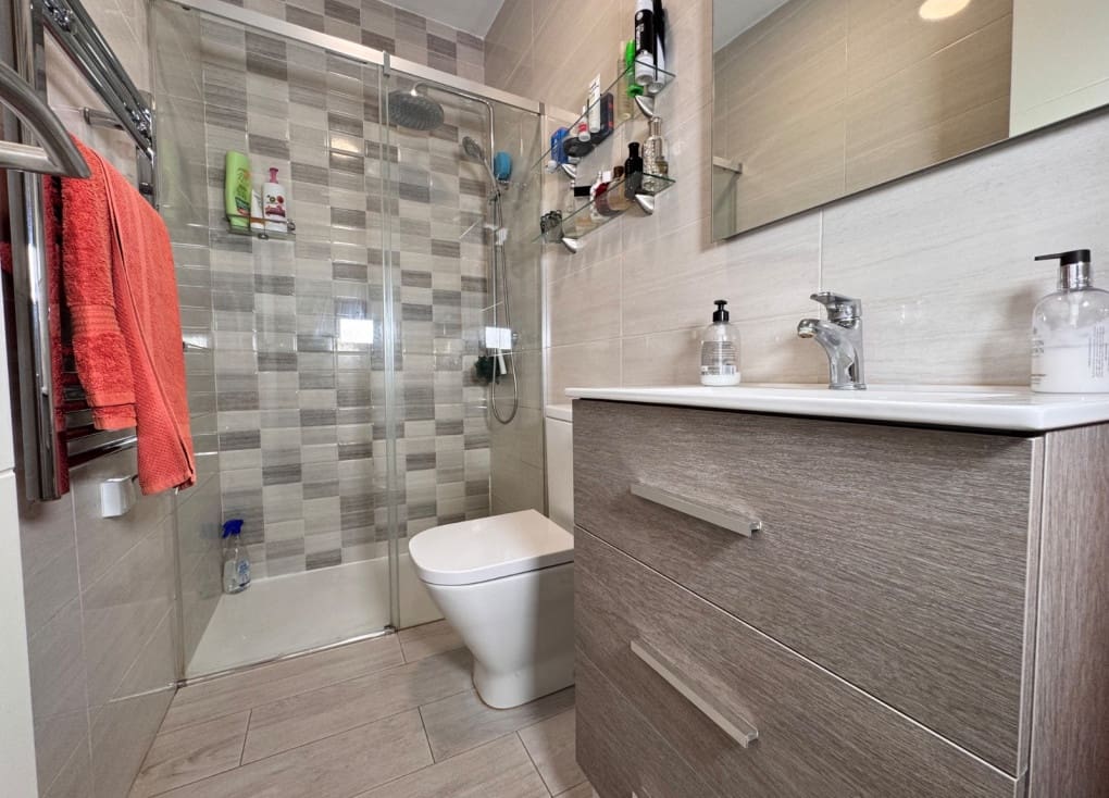 3 bedroom Villa for sale in Blanca with pool garage - € 199,000 (Ref: 9588039)