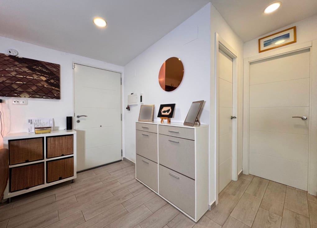 3 bedroom Villa for sale in Blanca with pool garage - € 199,000 (Ref: 9588039)