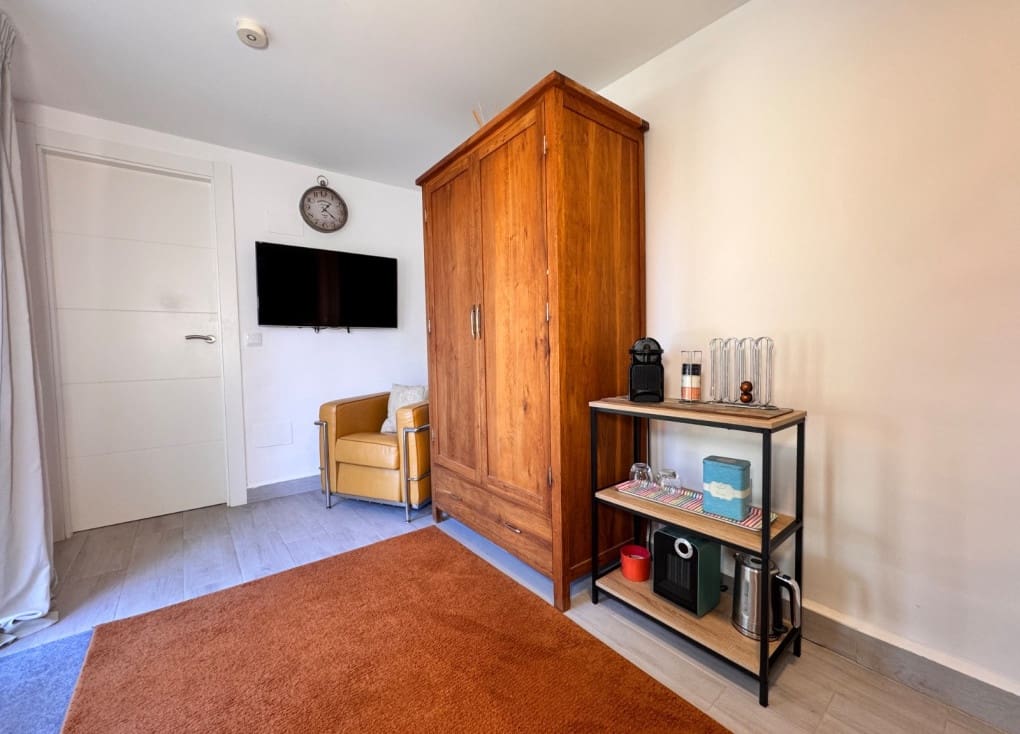 3 bedroom Villa for sale in Blanca with pool garage - € 199,000 (Ref: 9588039)