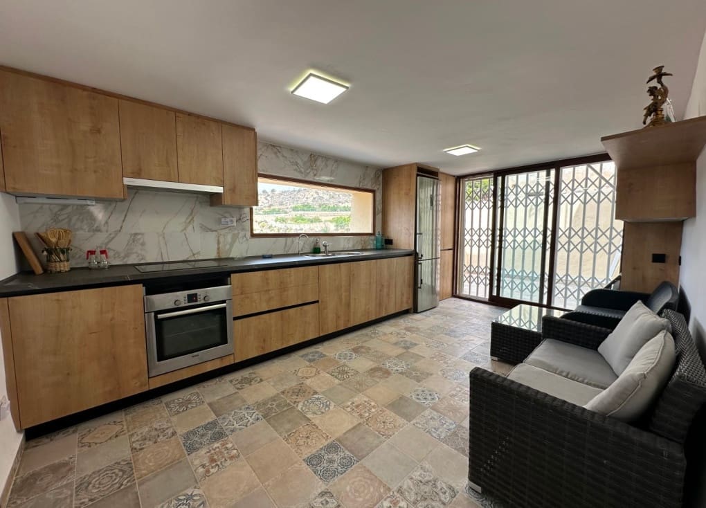 2 bedroom Finca/Country House for rent in Blanca - € 500 (Ref: 9650756)