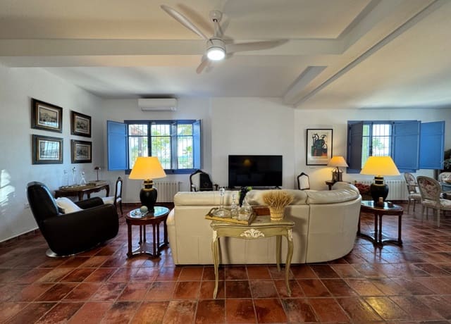 4 Zimmer Villa zu verkaufen in Fortuna mit Pool - 525.000 € (Ref: 9712437)