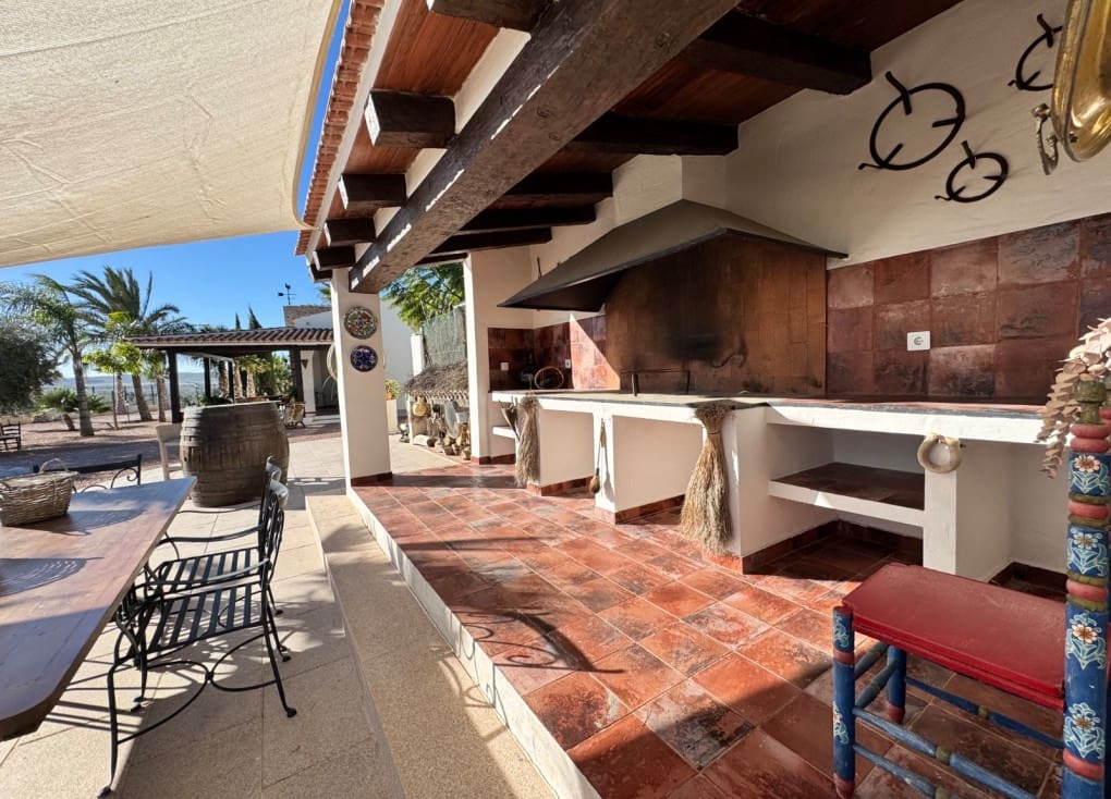 4 Zimmer Villa zu verkaufen in Fortuna mit Pool - 525.000 € (Ref: 9712437)