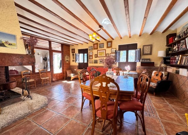 3 chambre Finca/Maison de Campagne à vendre à Cieza avec piscine garage - 300 000 € (Ref: 9714360)