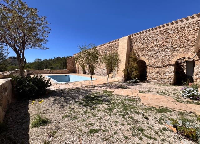 3 chambre Finca/Maison de Campagne à vendre à Cieza avec piscine garage - 300 000 € (Ref: 9714360)