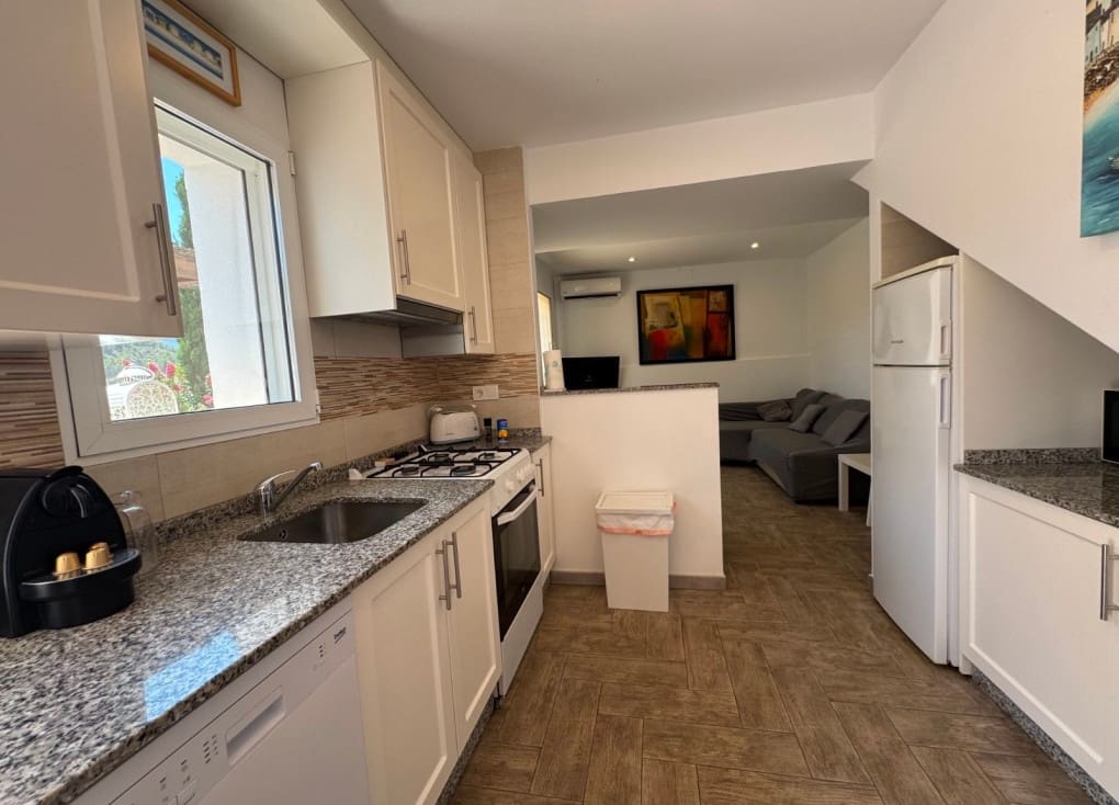 2 bedroom Villa for sale in Blanca with pool garage - € 225,000 (Ref: 9793699)