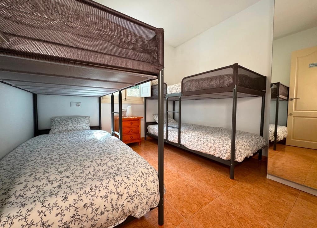 3 bedroom Villa for sale in Blanca with pool garage - € 175,000 (Ref: 9795150)