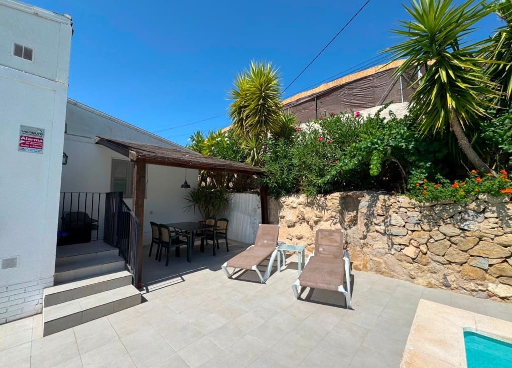 3 bedroom Villa for sale in Blanca with pool garage - € 175,000 (Ref: 9795150)