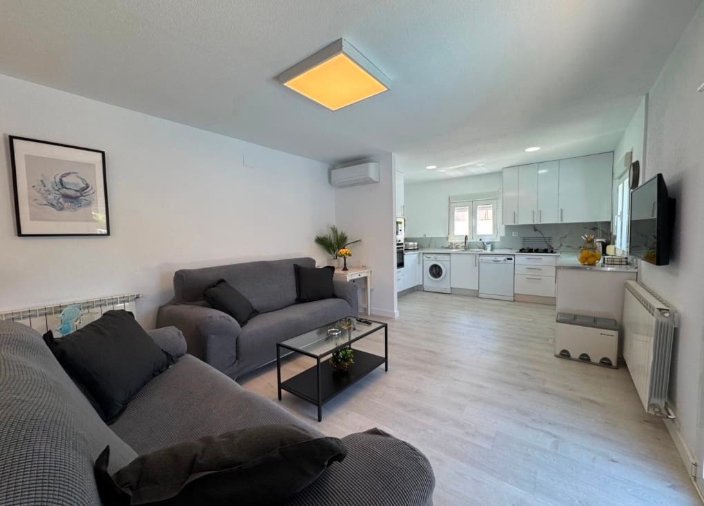 Chalet de 3 habitaciones en Blanca en venta con piscina garaje - 195.000 € (Ref: 9797633)