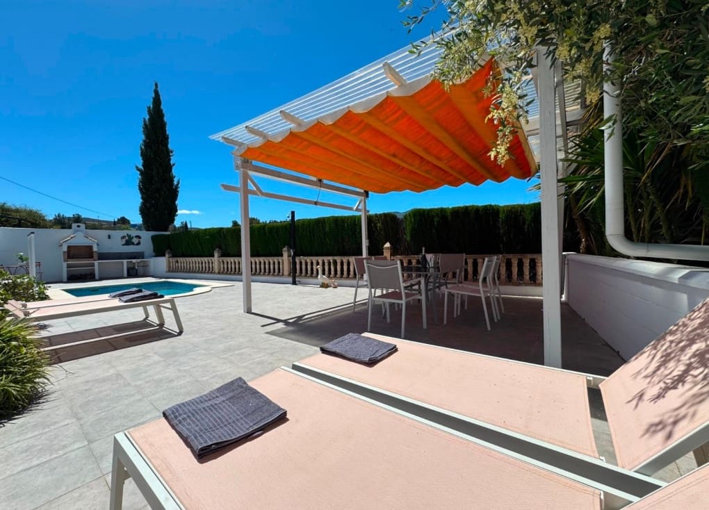 Chalet de 3 habitaciones en Blanca en venta con piscina garaje - 195.000 € (Ref: 9797633)