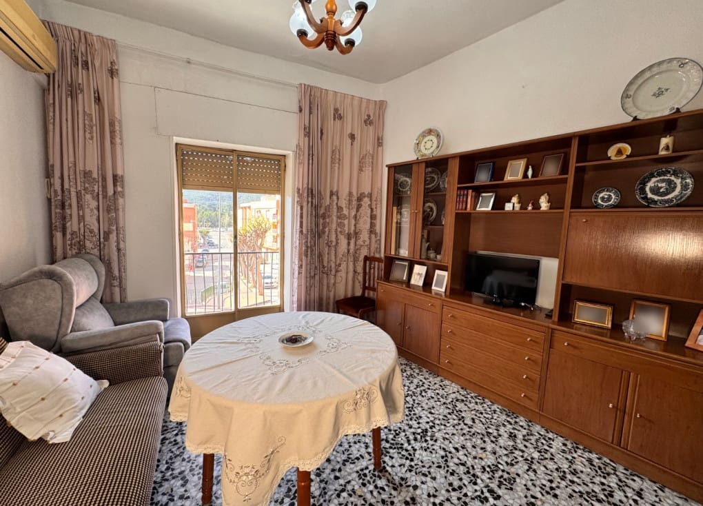 5 makuuhuone Asunto myytävänä paikassa Blanca - 185 000 € (Ref: 9821710)