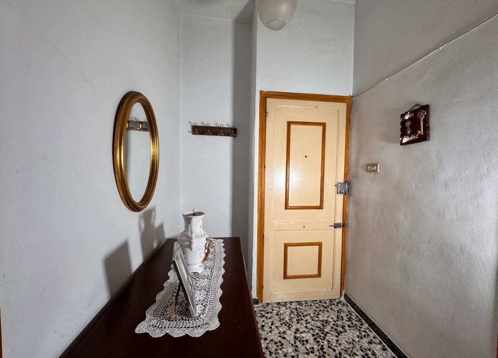 5 makuuhuone Asunto myytävänä paikassa Blanca - 185 000 € (Ref: 9821710)