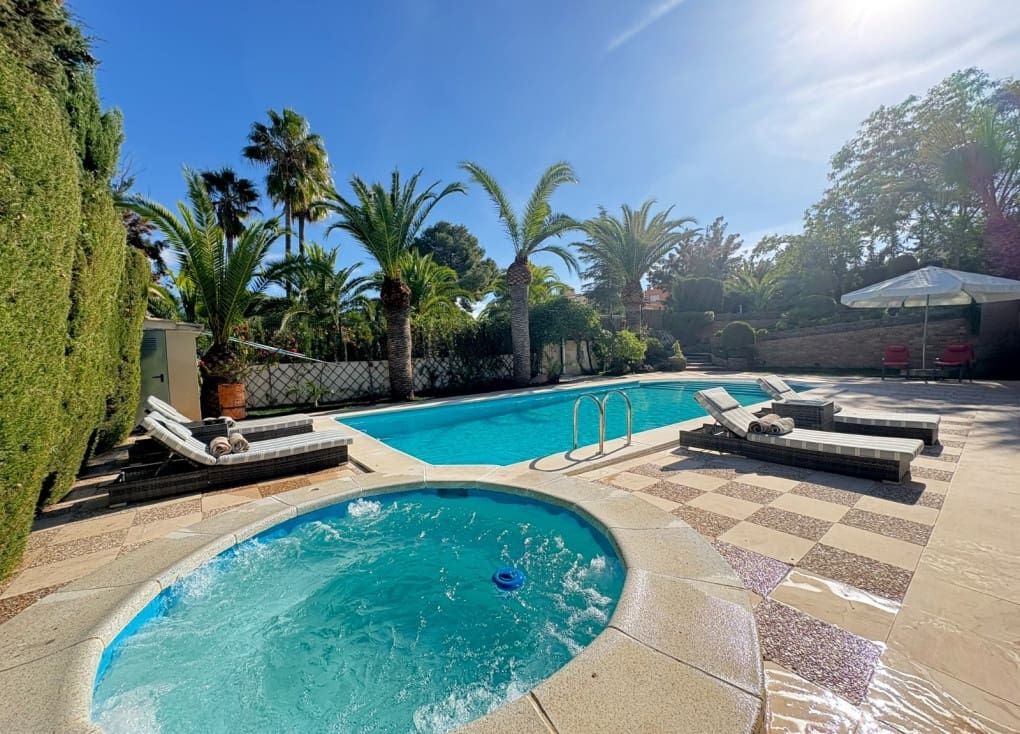 5 bedroom Villa for sale in La Alcayna with pool - € 1,300,000 (Ref: 9836791)