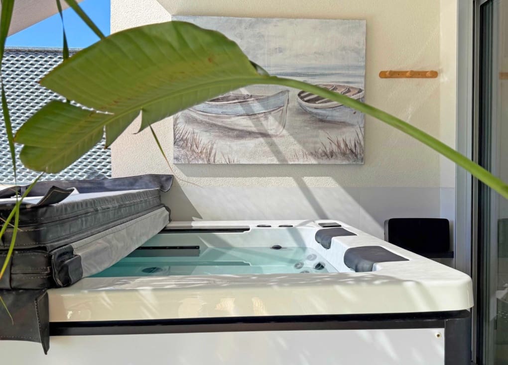 3 makuuhuone Huoneisto myytävänä paikassa Cabo de Palos mukana uima-altaan - 498 000 € (Ref: 9836792)