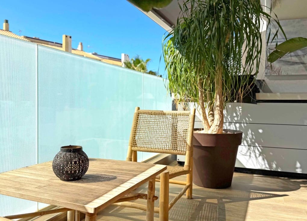 3 makuuhuone Huoneisto myytävänä paikassa Cabo de Palos mukana uima-altaan - 498 000 € (Ref: 9836792)