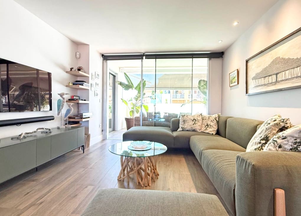 3 makuuhuone Huoneisto myytävänä paikassa Cabo de Palos mukana uima-altaan - 498 000 € (Ref: 9836792)