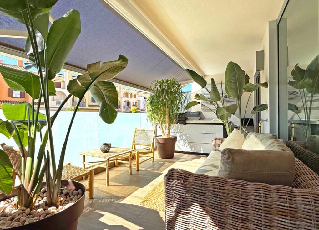 3 makuuhuone Huoneisto myytävänä paikassa Cabo de Palos mukana uima-altaan - 498 000 € (Ref: 9836792)