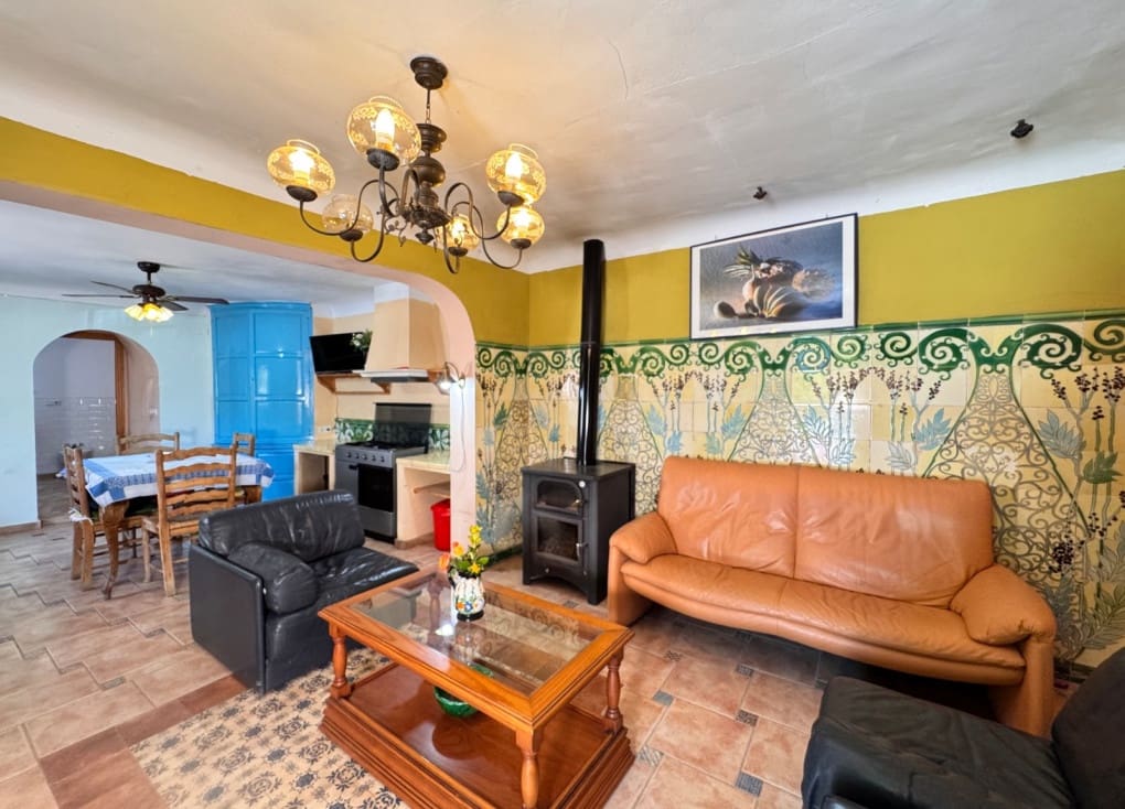 5 bedroom Finca/Country House for sale in Blanca with pool garage - € 290,000 (Ref: 9862380)