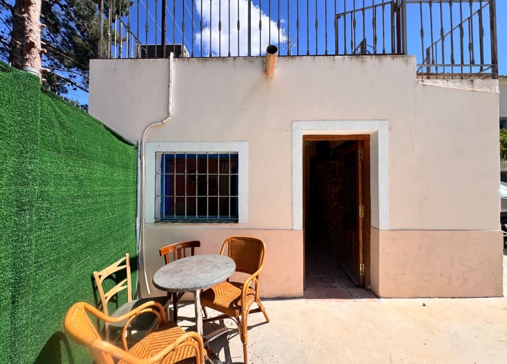 5 bedroom Finca/Country House for sale in Blanca with pool garage - € 290,000 (Ref: 9862380)