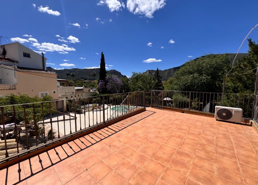 5 bedroom Finca/Country House for sale in Blanca with pool garage - € 290,000 (Ref: 9862380)