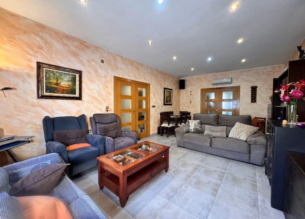 4 soveværelse Byhus til salg i Blanca med garage - € 250.000 (Ref: 9877590)