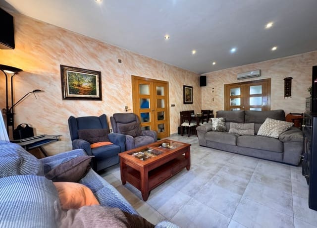 4 soveværelse Byhus til salg i Blanca med garage - € 250.000 (Ref: 9877590)