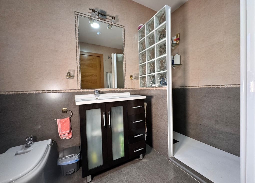 4 soveværelse Byhus til salg i Blanca med garage - € 250.000 (Ref: 9877590)