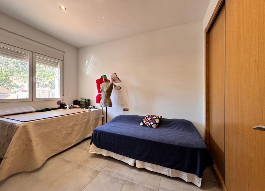 4 soveværelse Byhus til salg i Blanca med garage - € 250.000 (Ref: 9877590)