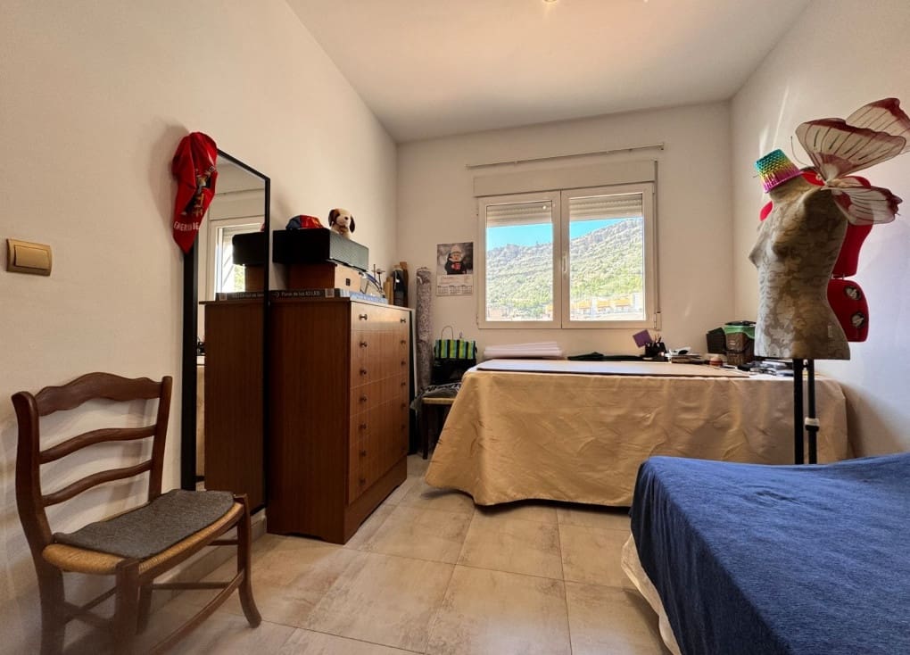 4 soveværelse Byhus til salg i Blanca med garage - € 250.000 (Ref: 9877590)